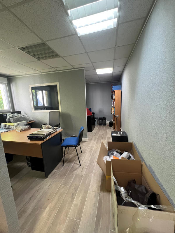 Bureau - 219 m²