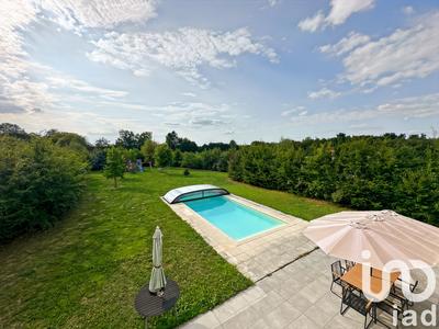 Maison - 165 m² - 7 pièces