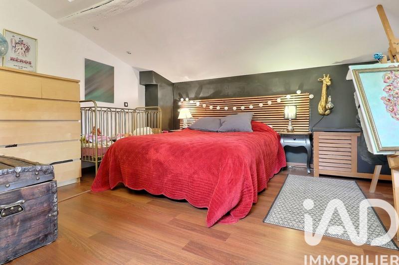 Appartement - 90 m² - 5 pièces