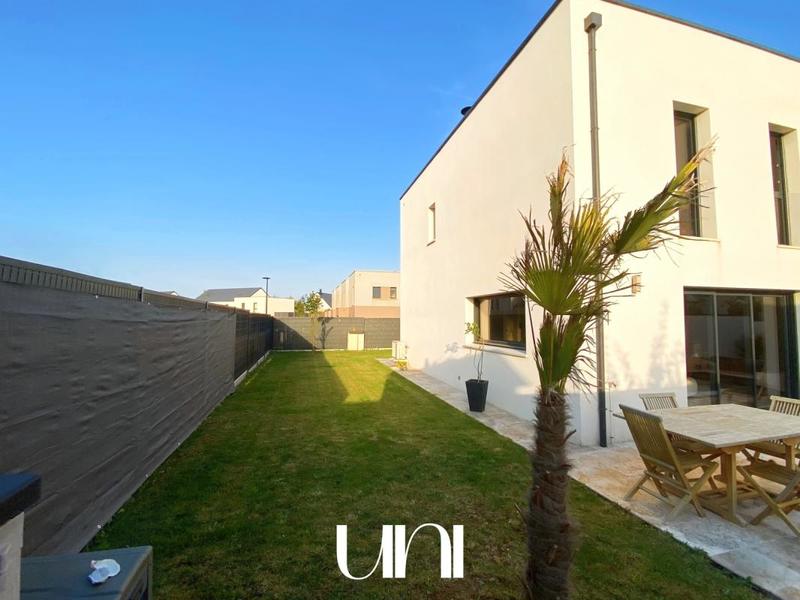 Maison - 150 m² - 5 pièces