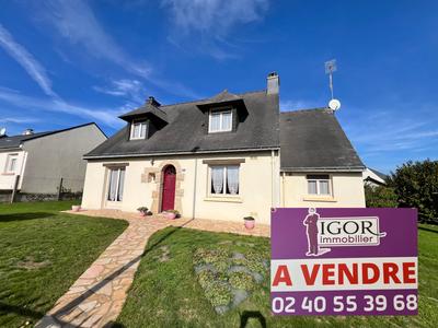 Maison - 103 m² - 5 pièces