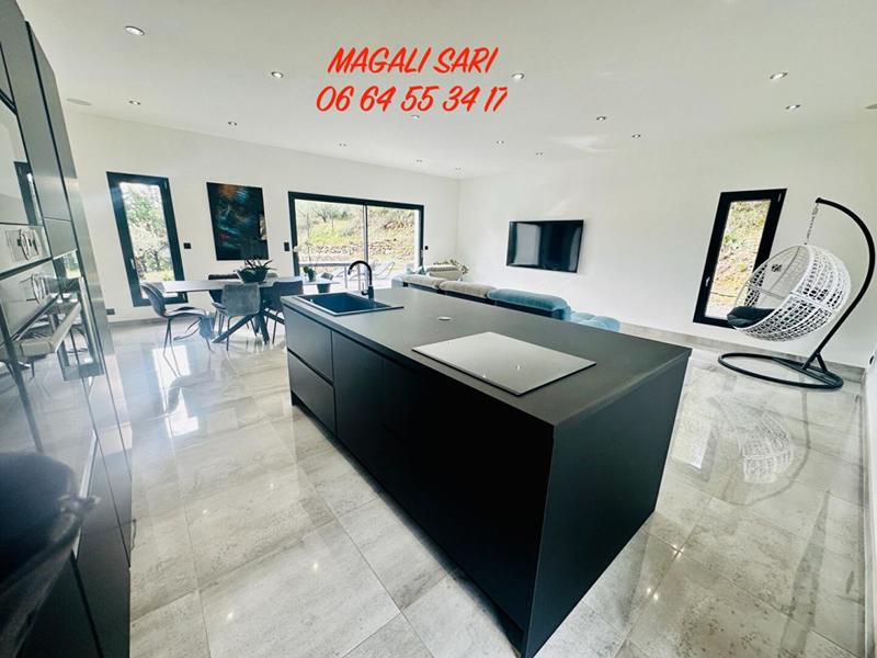 Villa - 130 m² - 5 pièces