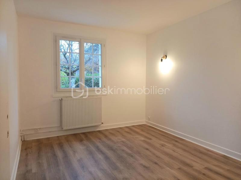 Maison traditionnelle - 121 m² - 6 pièces