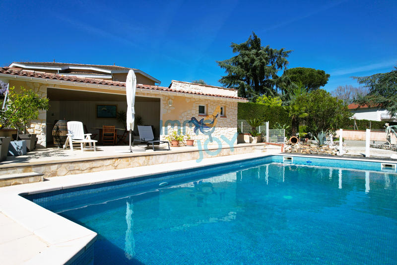 Maison - 156 m² - 5 pièces