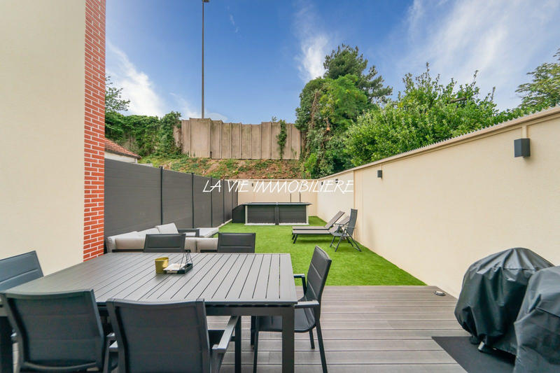 Maison - 121 m² - 4 pièces