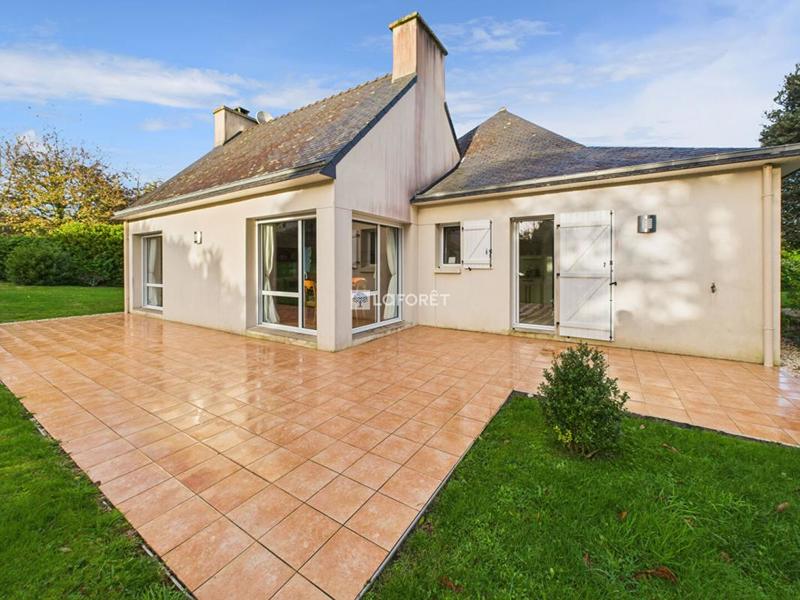 Maison - 179 m² - 6 pièces