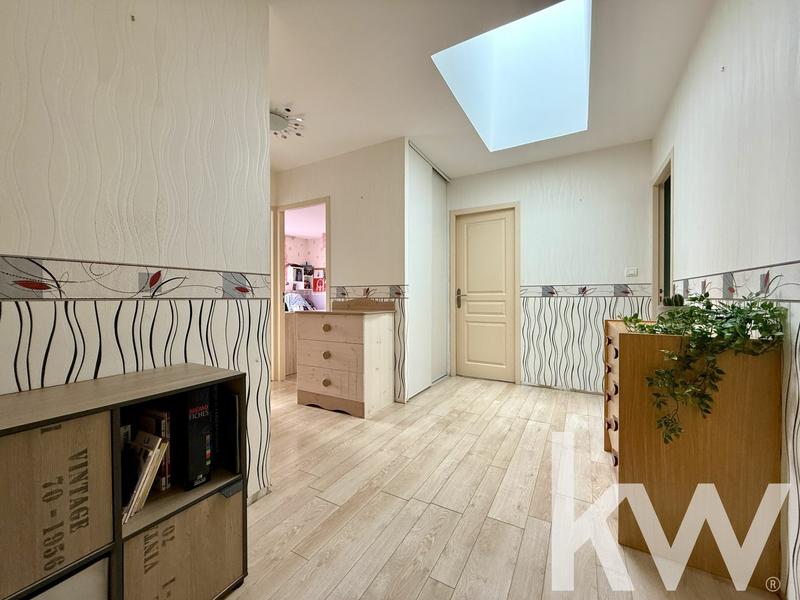 Pavillon - 187 m² - 6 pièces