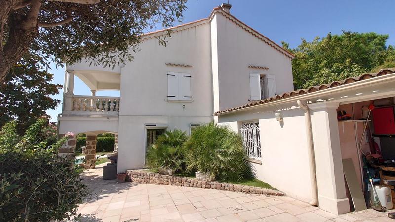 Villa - 173 m² - 6 pièces