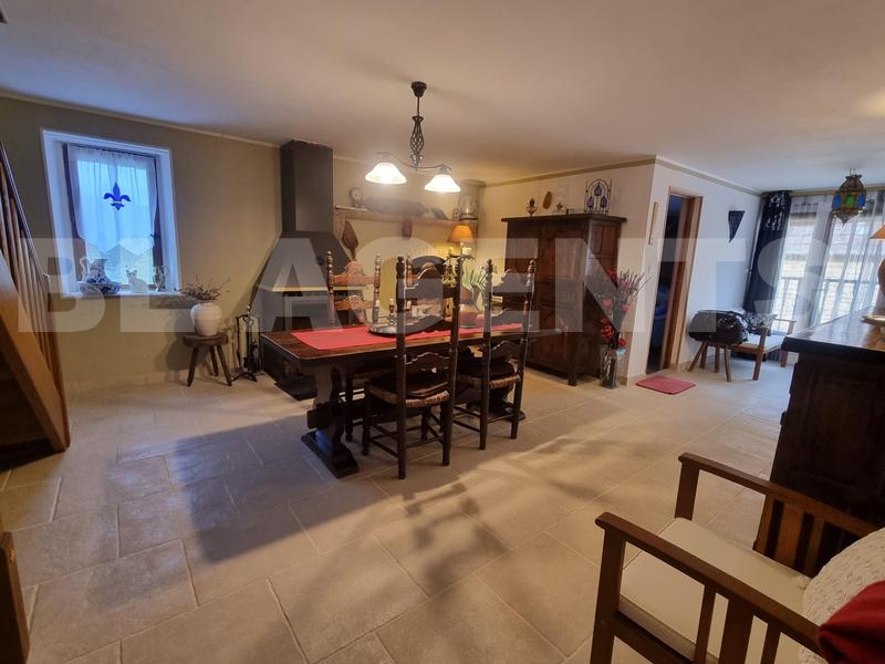 Maison ancienne - 111 m² - 5 pièces