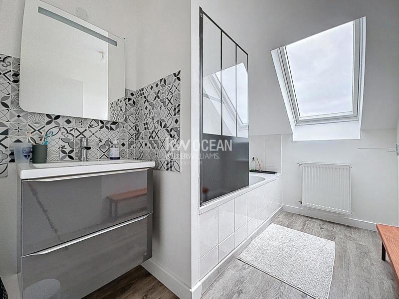 Maison - 101 m² - 5 pièces