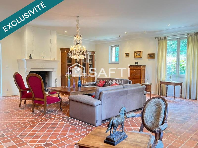 Maison de maîtres - 400 m² - 11 pièces