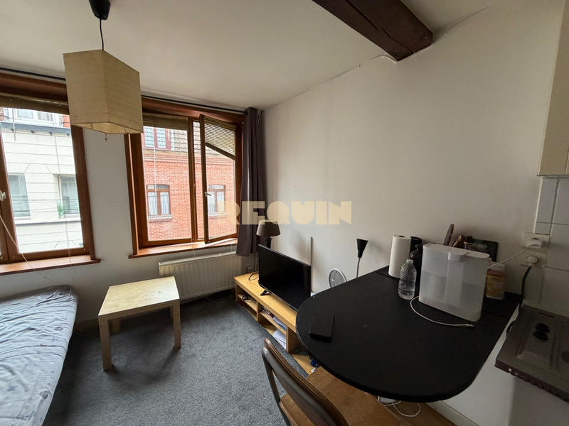 Appartement - 85 m² - 6 pièces