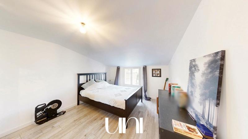 Maison - 121 m² - 4 pièces