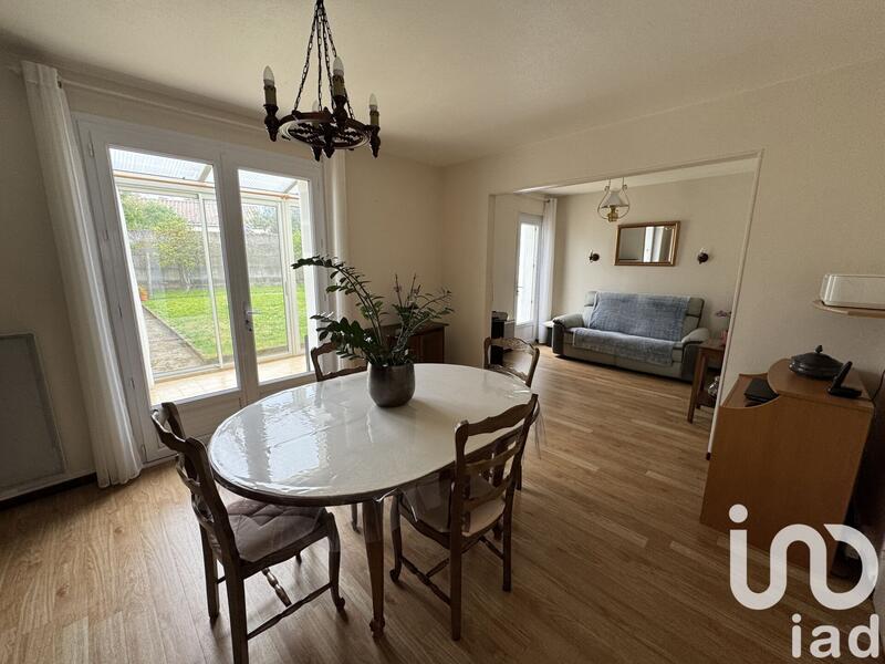 Maison - 93 m² - 6 pièces