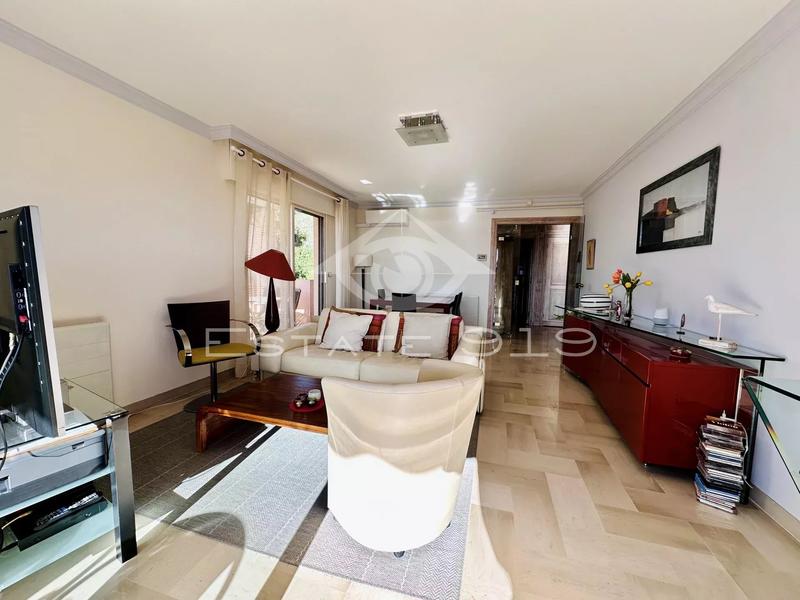 Appartement - 80 m² - 3 pièces