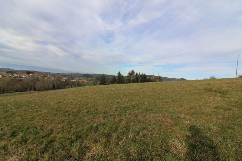 Terrain constructible - 1 240 m²