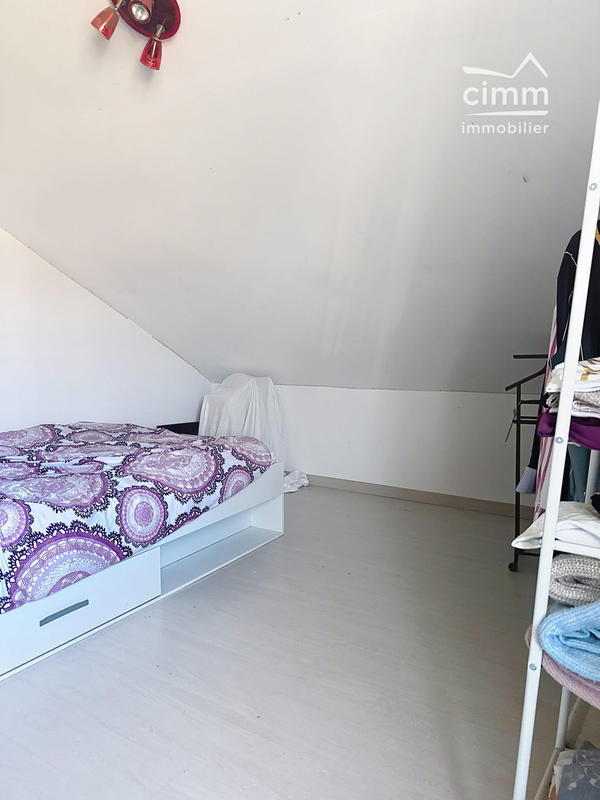 Maison - 104 m² - 5 pièces