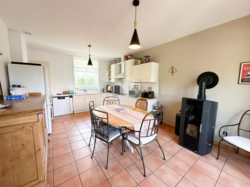 Maison - 121 m² - 6 pièces