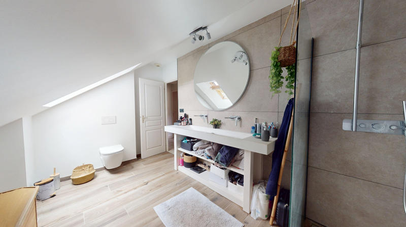 Maison - 105 m² - 4 pièces