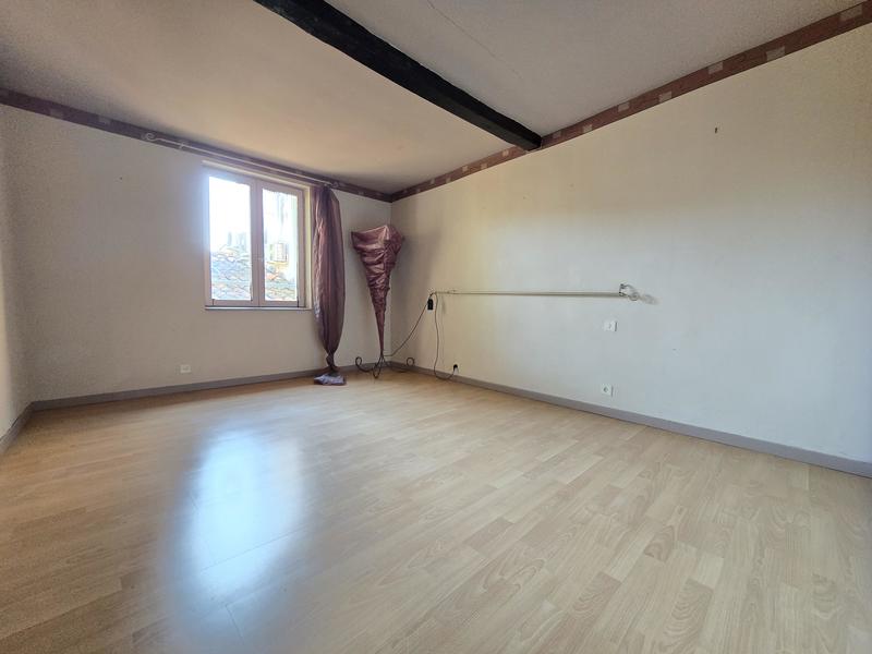 Appartement - 85 m² - 3 pièces