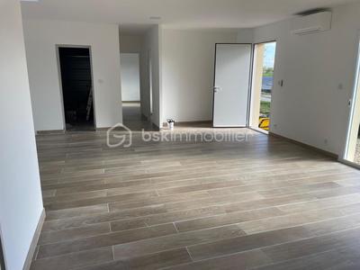 Maison - 87 m² - 4 pièces