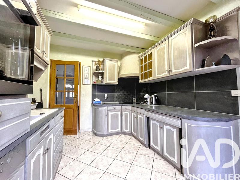 Maison - 141 m² - 7 pièces