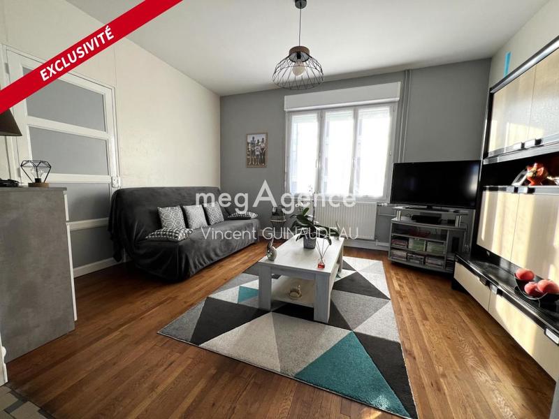 Maison - 92 m² - 5 pièces