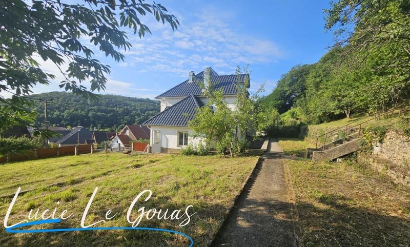 Maison - 177 m² - 8 pièces