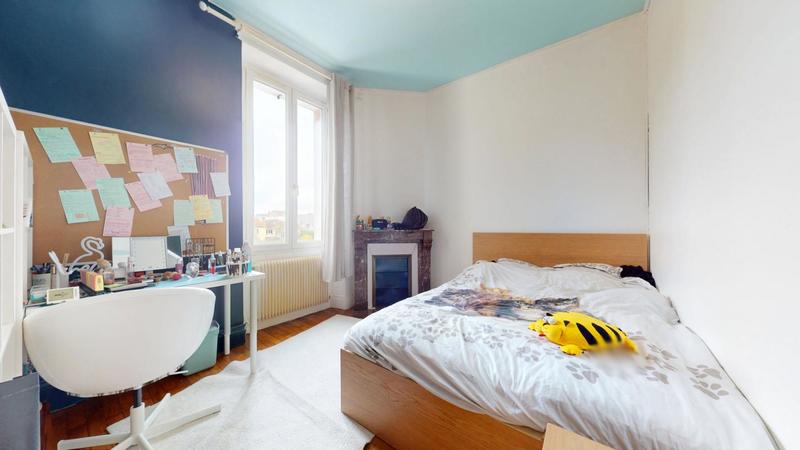 Maison en pierre - 188 m² - 9 pièces