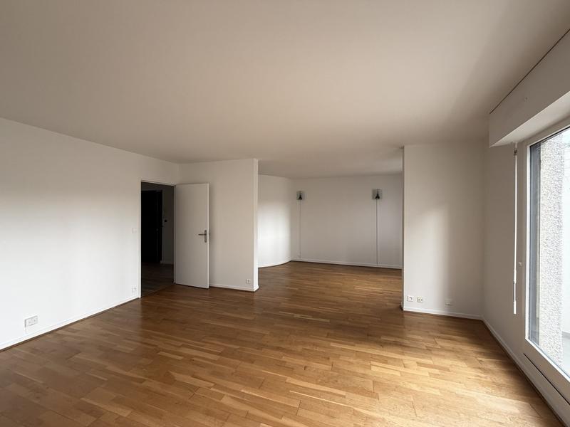 Appartement - 98 m² - 4 pièces