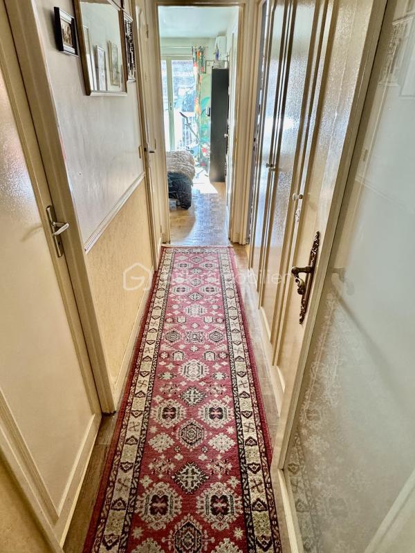 Appartement - 75 m² - 3 pièces