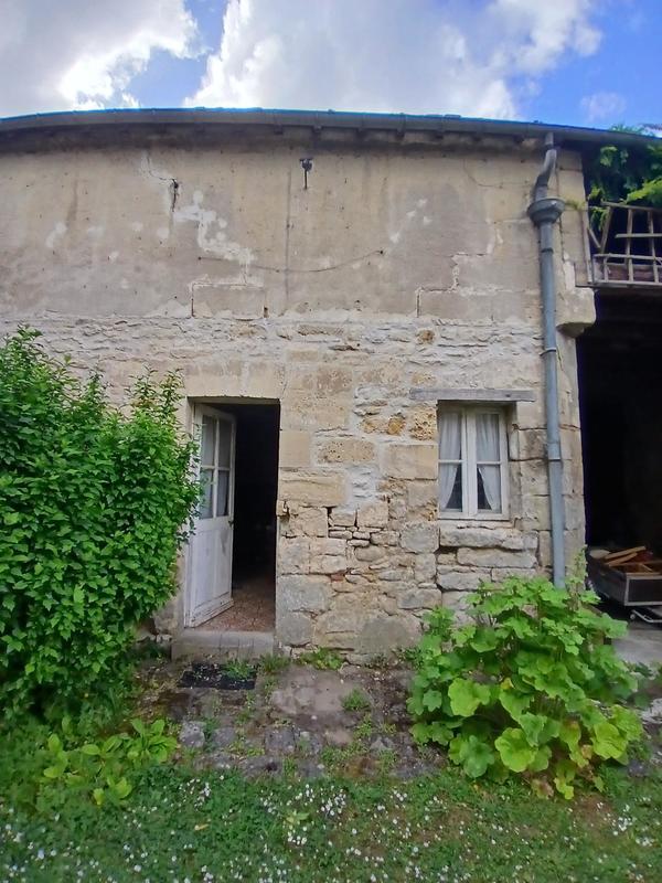 Maison - 202 m² - 6 pièces