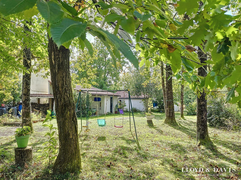 Maison - 94 m² - 5 pièces