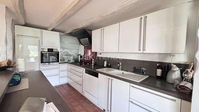 Demeure - 405 m² - 11 pièces