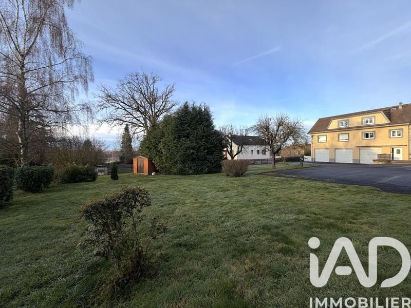 Maison - 214 m² - 8 pièces