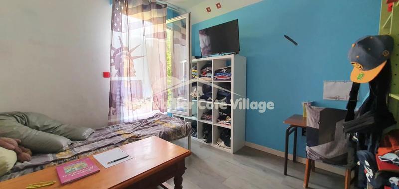 Appartement - 100 m² - 5 pièces