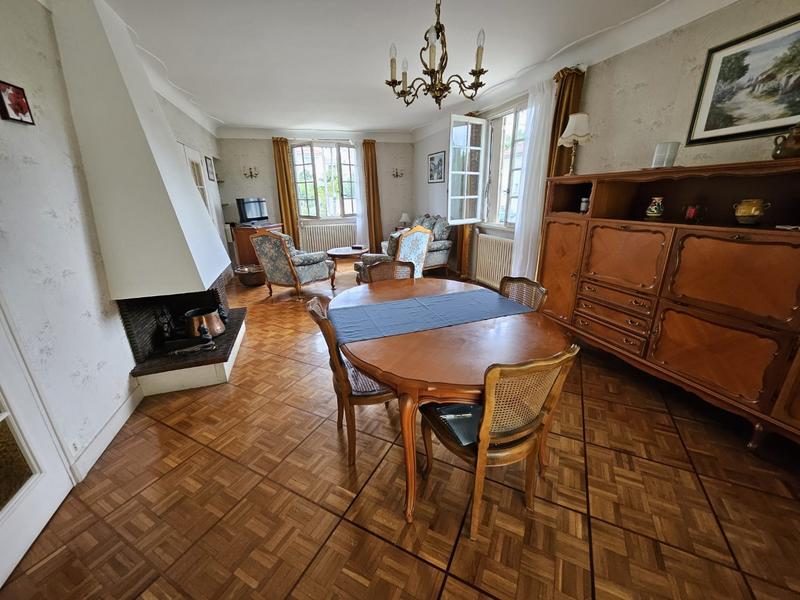 Maison - 90 m² - 3 pièces