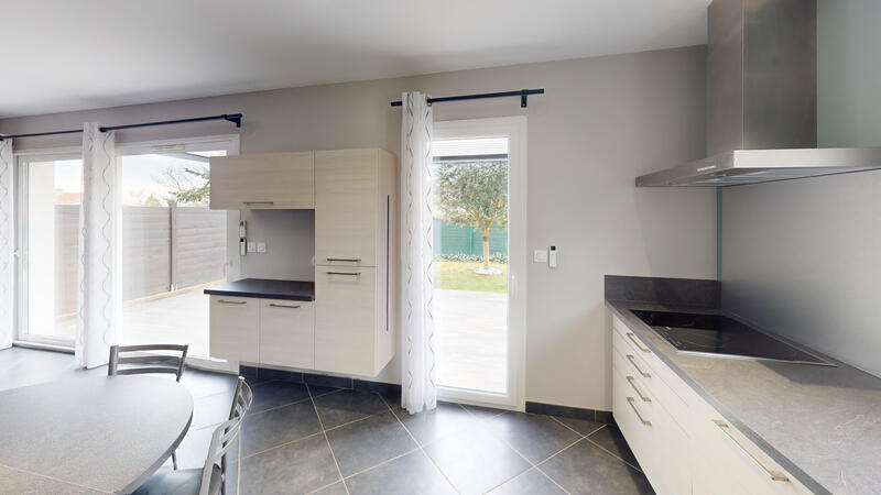 Maison - 103 m² - 4 pièces