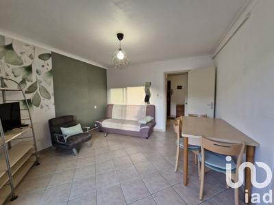 Studio - 30 m² - 1 pièce