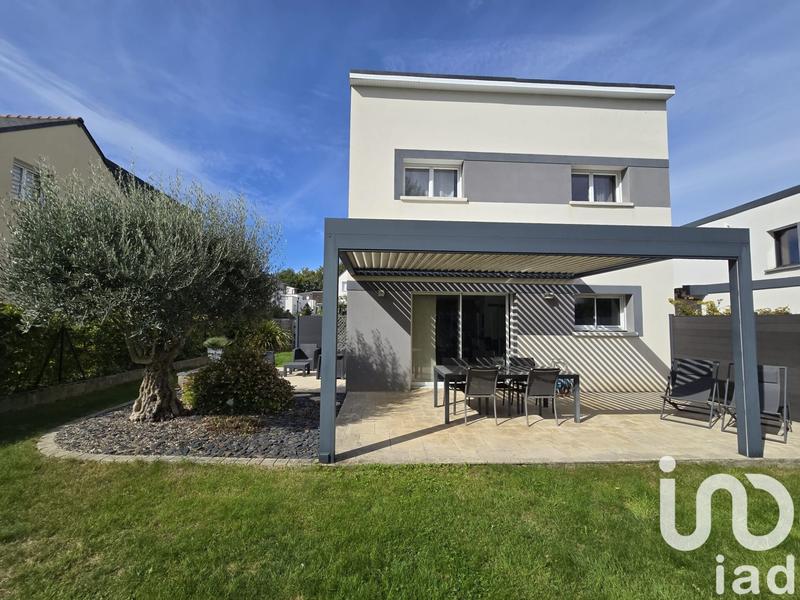 Maison - 128 m² - 6 pièces