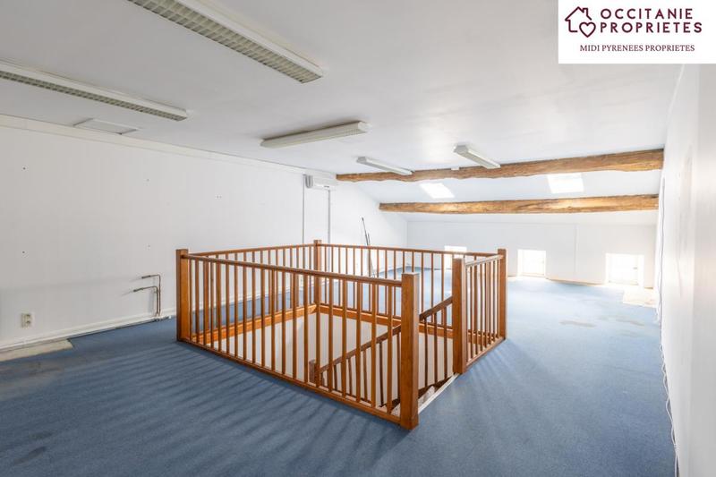 Maison de maîtres - 530 m² - 19 pièces