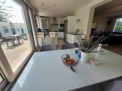 Maison - 125 m² - 6 pièces