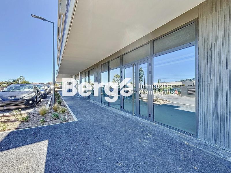 Local commercial - 280 m²