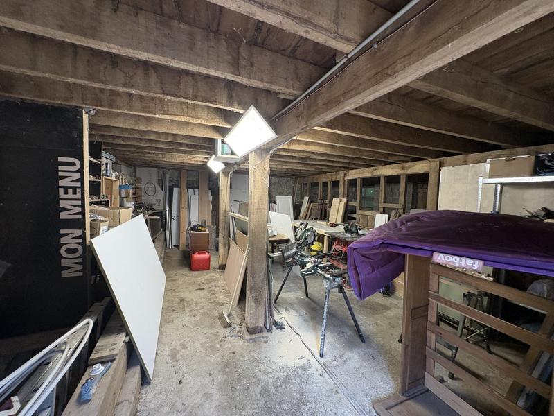 Maison - 94 m² - 6 pièces