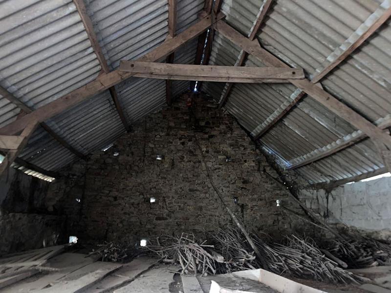 Grange - 84 m² - 4 pièces