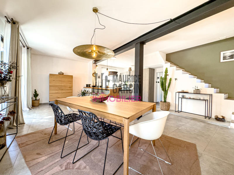 Maison - 190 m² - 6 pièces