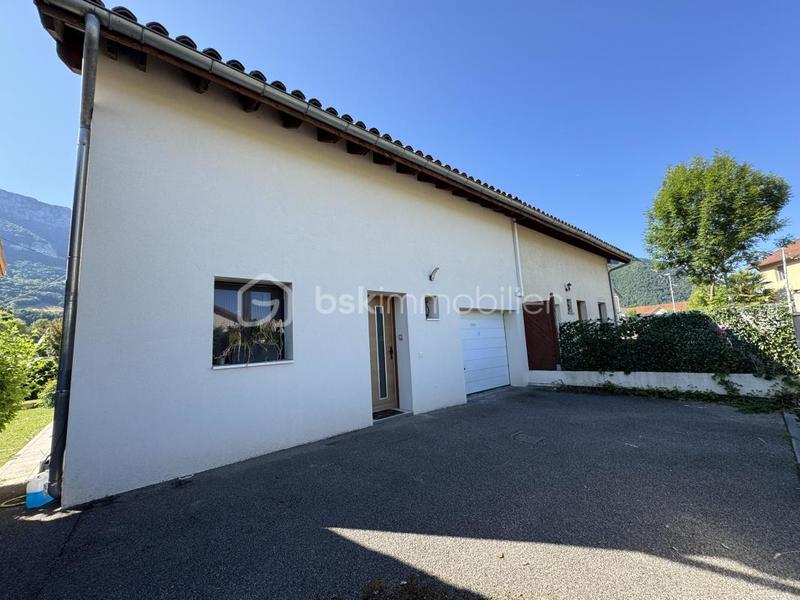 Maison - 108 m² - 5 pièces