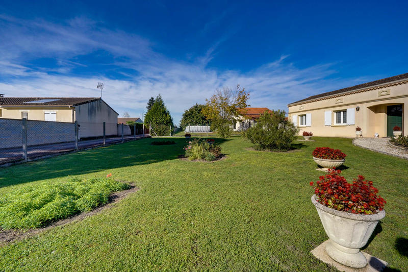 Maison - 102 m² - 4 pièces