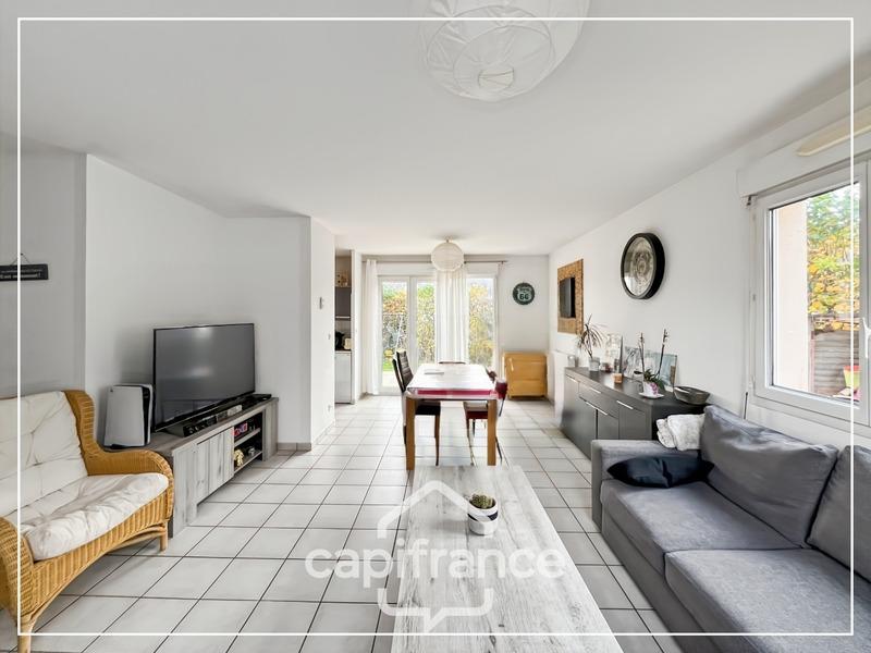 Maison - 98 m² - 5 pièces