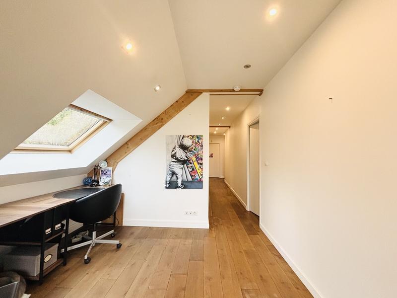 Maison - 166 m² - 5 pièces